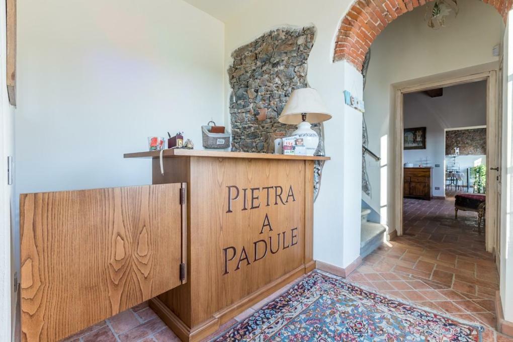 B&B Pietra A Padule Filettole Exterior photo